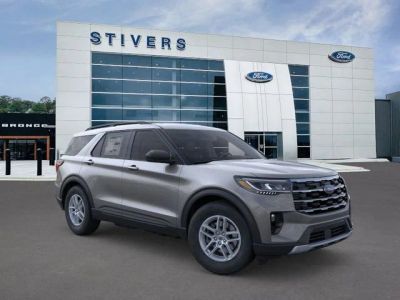 2026 Ford Explorer Active in Carbonized Gray Metallic — front three-quarter view