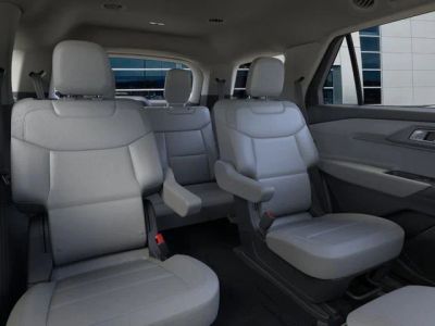2026 Ford Explorer — photo 11 view