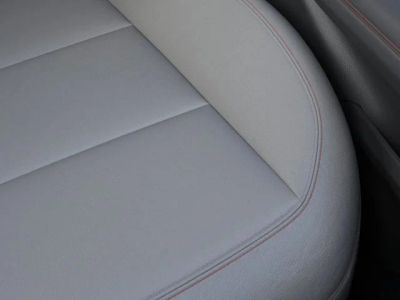 2026 Ford Explorer — photo 16 view