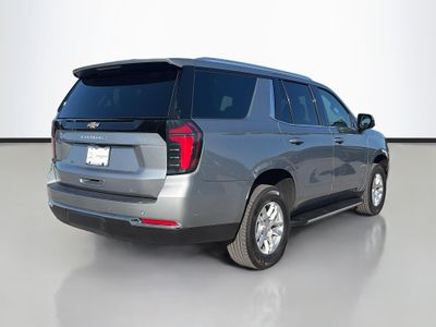 2025 Chevrolet Tahoe - Photo 5