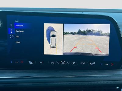 2025 Chevrolet Tahoe - Photo 33