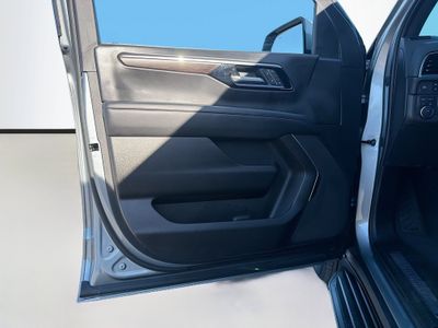 2025 Chevrolet Tahoe - Photo 22