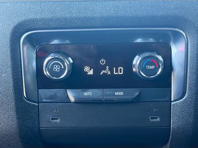 2025 Chevrolet Tahoe - Photo 20