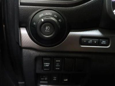 2022 Nissan Titan 4WD - Photo 27