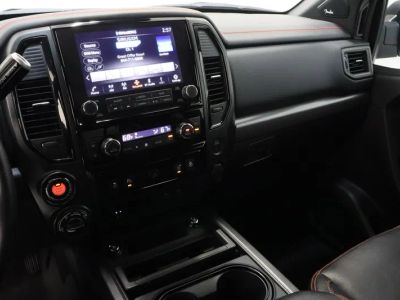 2022 Nissan Titan 4WD - Photo 16