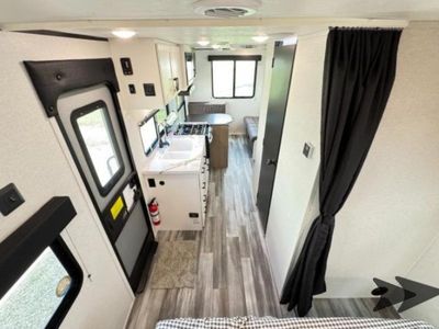 2026 Jayco Jay Flight SLX - Photo 4