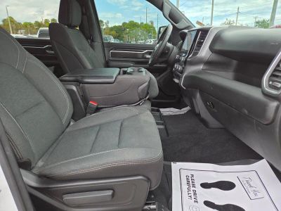 2025 Ram 1500 — photo 10 view