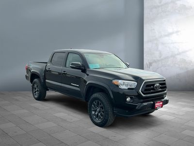 2023 Toyota Tacoma — photo 8 view