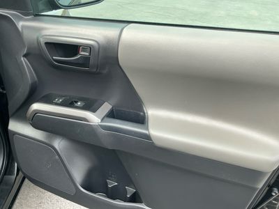 2023 Toyota Tacoma — photo 21 view