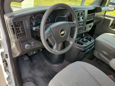 2019 Chevrolet Express 3500 - Photo 3
