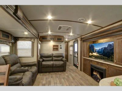 2018 Keystone RV Cougar X-Lite — side profile view
