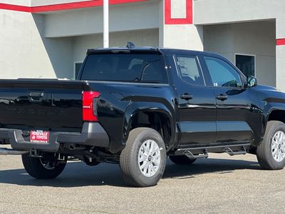 2026 Toyota Tacoma - Photo 2