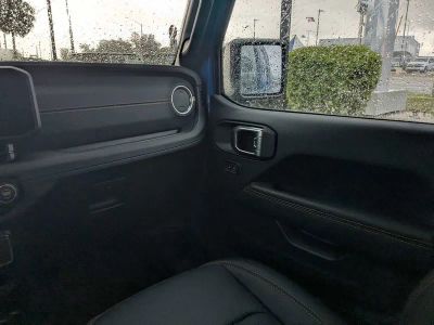 2026 Jeep Wrangler — photo 16 view