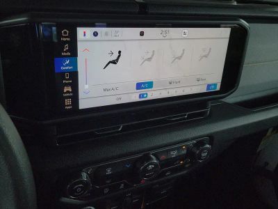 2026 Jeep Wrangler — photo 29 view