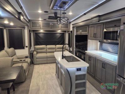 2023 Keystone RV Montana - Photo 15