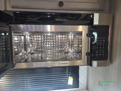2023 Keystone RV Montana - Photo 32