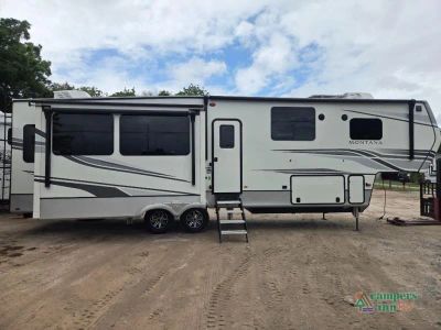 2023 Keystone RV Montana - Photo 7