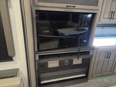 2023 Keystone RV Montana - Photo 23