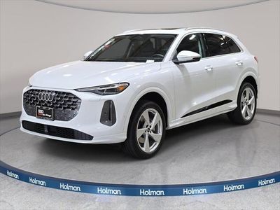 2026 Audi Q5 - Photo 1