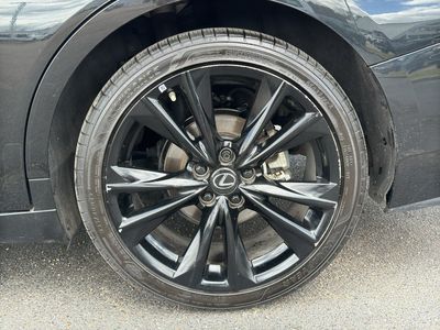 2023 Lexus ES 350 - Photo 11