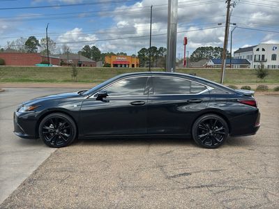 2023 Lexus ES 350 - Photo 4