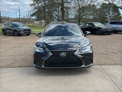2023 Lexus ES 350 - Photo 2