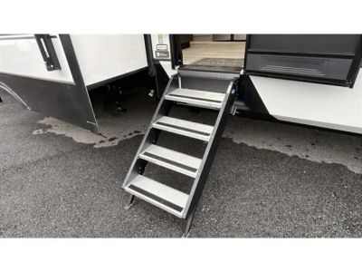 2026 Keystone RV Montana High Country - Photo 8
