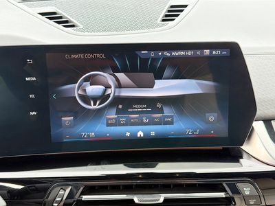 2025 BMW X2 - Photo 33