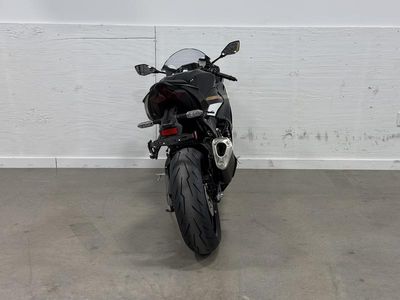 2026 Kawasaki Ninja ZX-6R - Photo 10