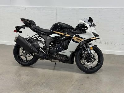 2026 Kawasaki Ninja ZX-6R - Photo 2