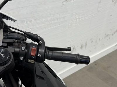 2026 Kawasaki Ninja ZX-6R - Photo 14