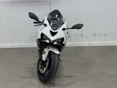 2026 Kawasaki Ninja ZX-6R - Photo 4