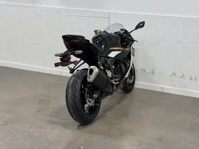 2026 Kawasaki Ninja ZX-6R - Photo 11