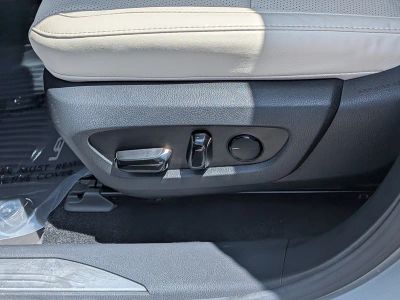 2023 Lexus RX — photo 22 view