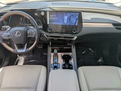 2023 Lexus RX — photo 17 view