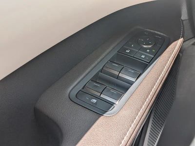 2023 Lexus RX — photo 24 view
