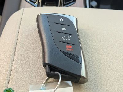 2023 Lexus RX — photo 37 view