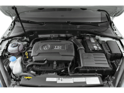 2019 Volkswagen Golf R — photo 18 view