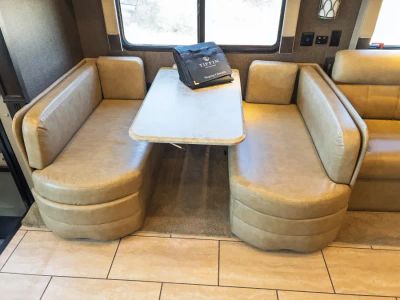 2017 Tiffin ALLEGRO — photo 11 view