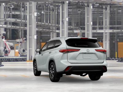 2026 Toyota Highlander - Photo 9