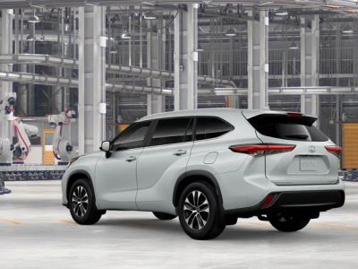 2026 Toyota Highlander - Photo 8