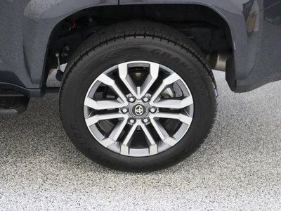 2025 Toyota 4Runner 4WD - Photo 10