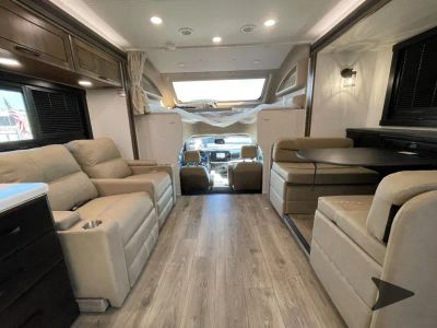 2026 Jayco Seneca XT — photo 9 view
