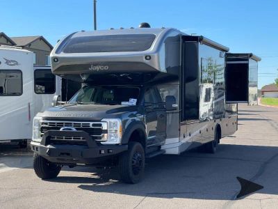 2026 Jayco Seneca XT — side profile view