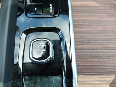 2024 Volvo XC60 — photo 19 view