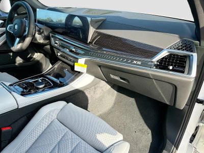 2026 BMW X5 — photo 24 view