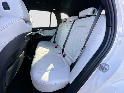 2026 BMW X5 — photo 19 view