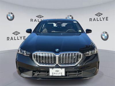 2024 BMW i5 - Photo 2