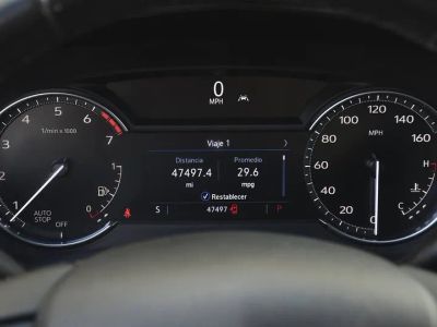2023 Cadillac XT4 — photo 10 view