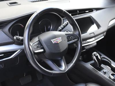 2023 Cadillac XT4 — photo 22 view